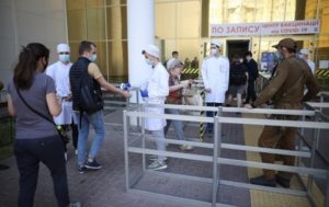 Украинцы получили более 3 млн COVID-прививок