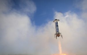 Blue Origin назвала дату следующего туристического полета в космос