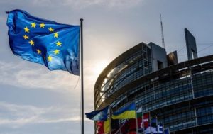 ЄП схвалив виділення 18 млрд євро для України