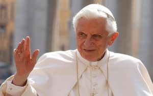 Пішов з життя колишній Папа Римський Бенедикт XVI