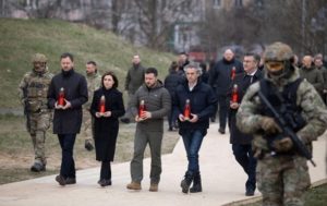 Європейські лідери вшанували пам’ять жертв у Бучі